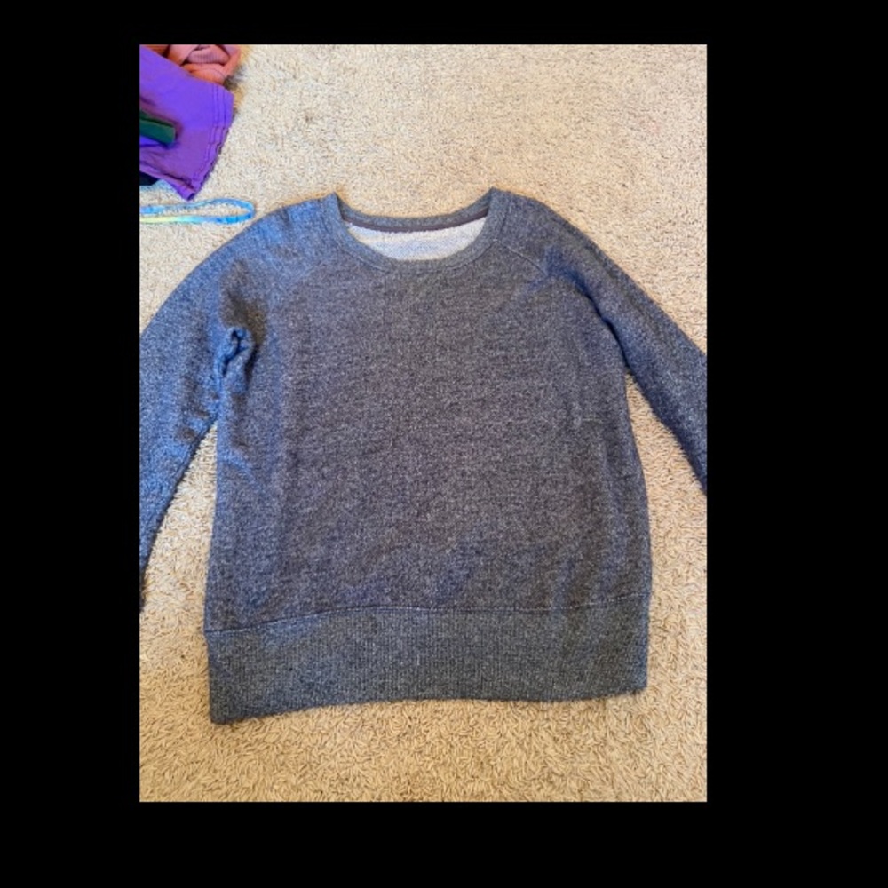 gray crew neck